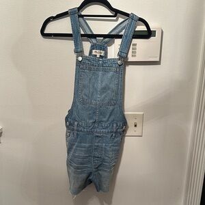 Madewell Blue Denim Short Overalls Size XS. NWT.